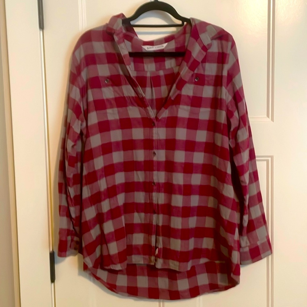 Women’s Woolrich flannel shirt. Size large
